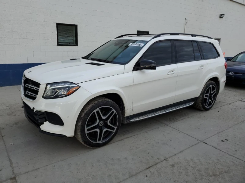 Mercedes-Benz GLS 500 4MATIC* AMG* NIGHTVISION* DISTRONIC* ОБДУХ* ПАНО* , снимка 3 - Автомобили и джипове - 49169776