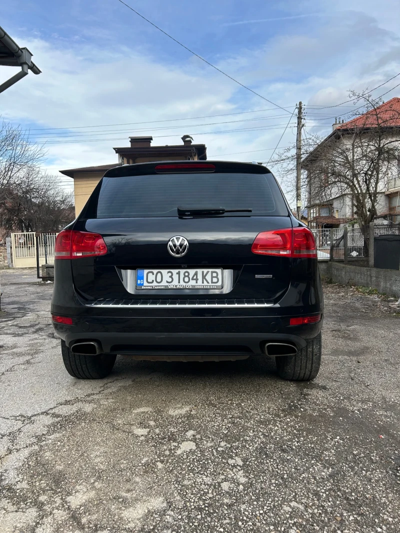 VW Touareg 3.0d 239кс., снимка 2 - Автомобили и джипове - 52998818