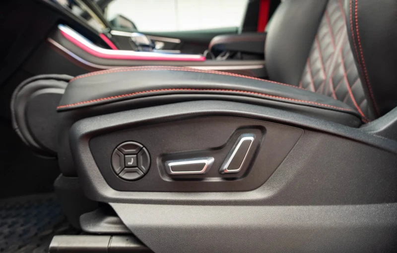 Audi SQ8 4.0TFSI Quattro, снимка 11 - Автомобили и джипове - 53256416