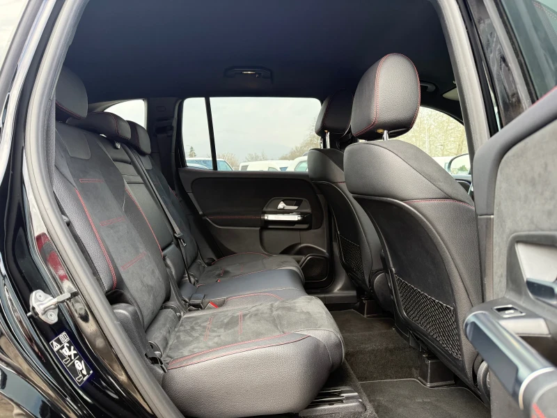 Mercedes-Benz GLB PREMIUM* 4matic* AMG-ПАКЕТ* КАМЕРА* StartStop, снимка 12 - Автомобили и джипове - 53411636