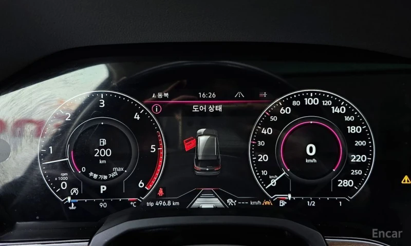 VW Touareg, снимка 8 - Автомобили и джипове - 53482624