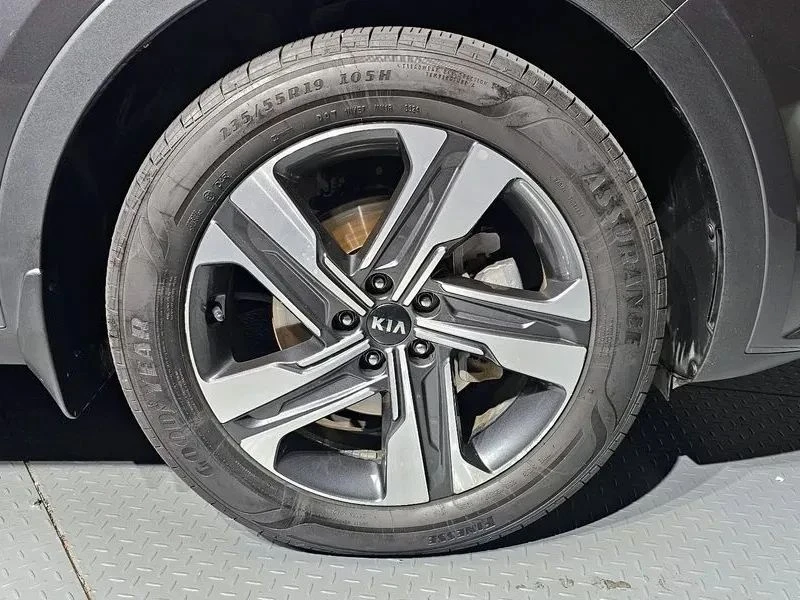 Kia Sorento, снимка 5 - Автомобили и джипове - 56714953