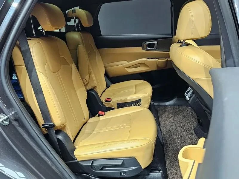 Kia Sorento, снимка 12 - Автомобили и джипове - 56714953