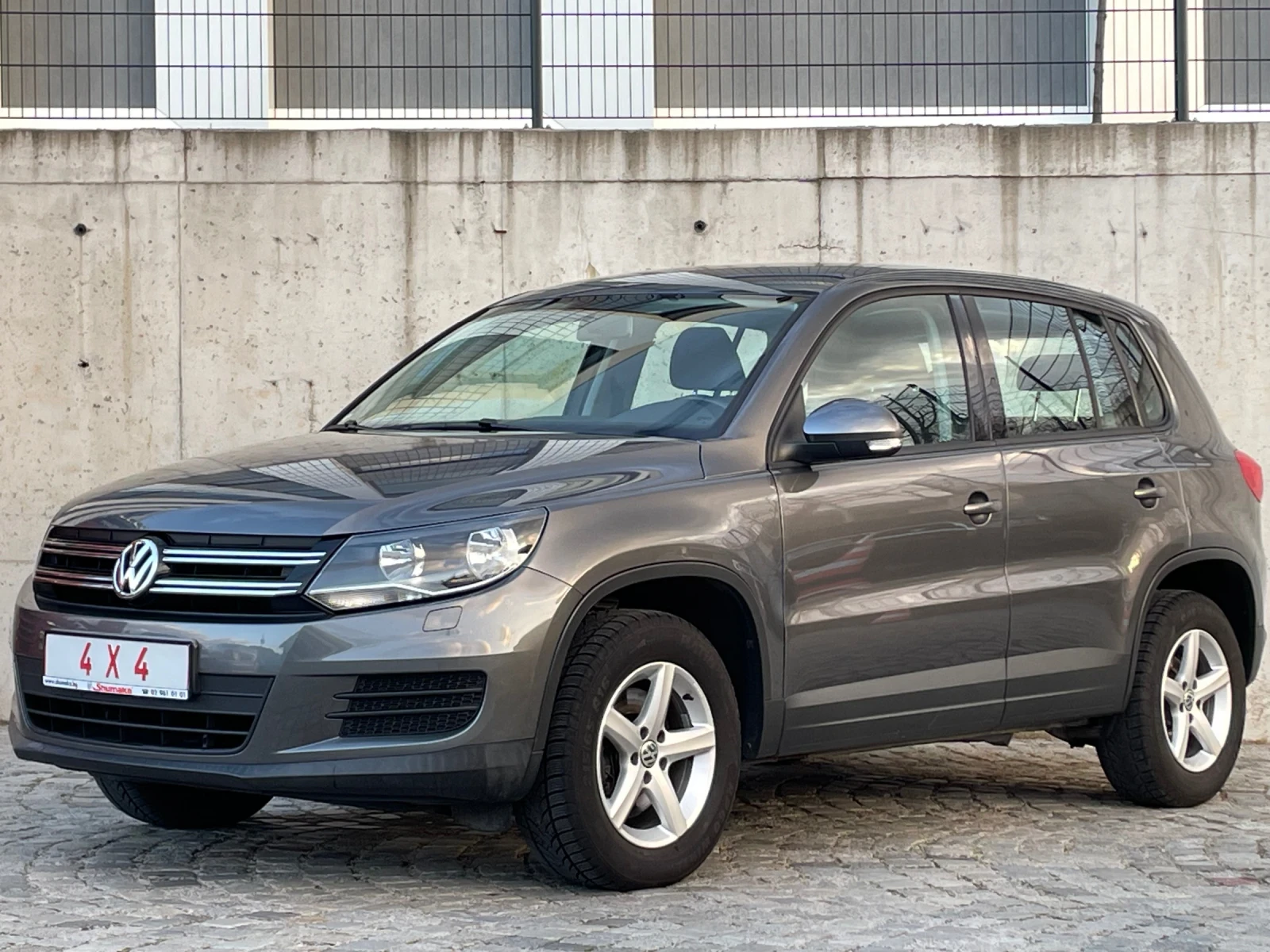 VW Tiguan 4x4-2.0TDI-140ps-AUTOMAT - изображение 2