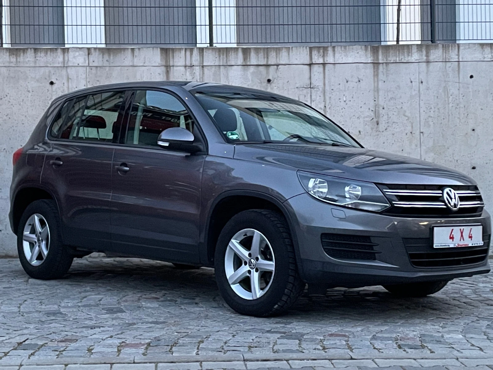 VW Tiguan 4x4-2.0TDI-140ps-AUTOMAT - изображение 3