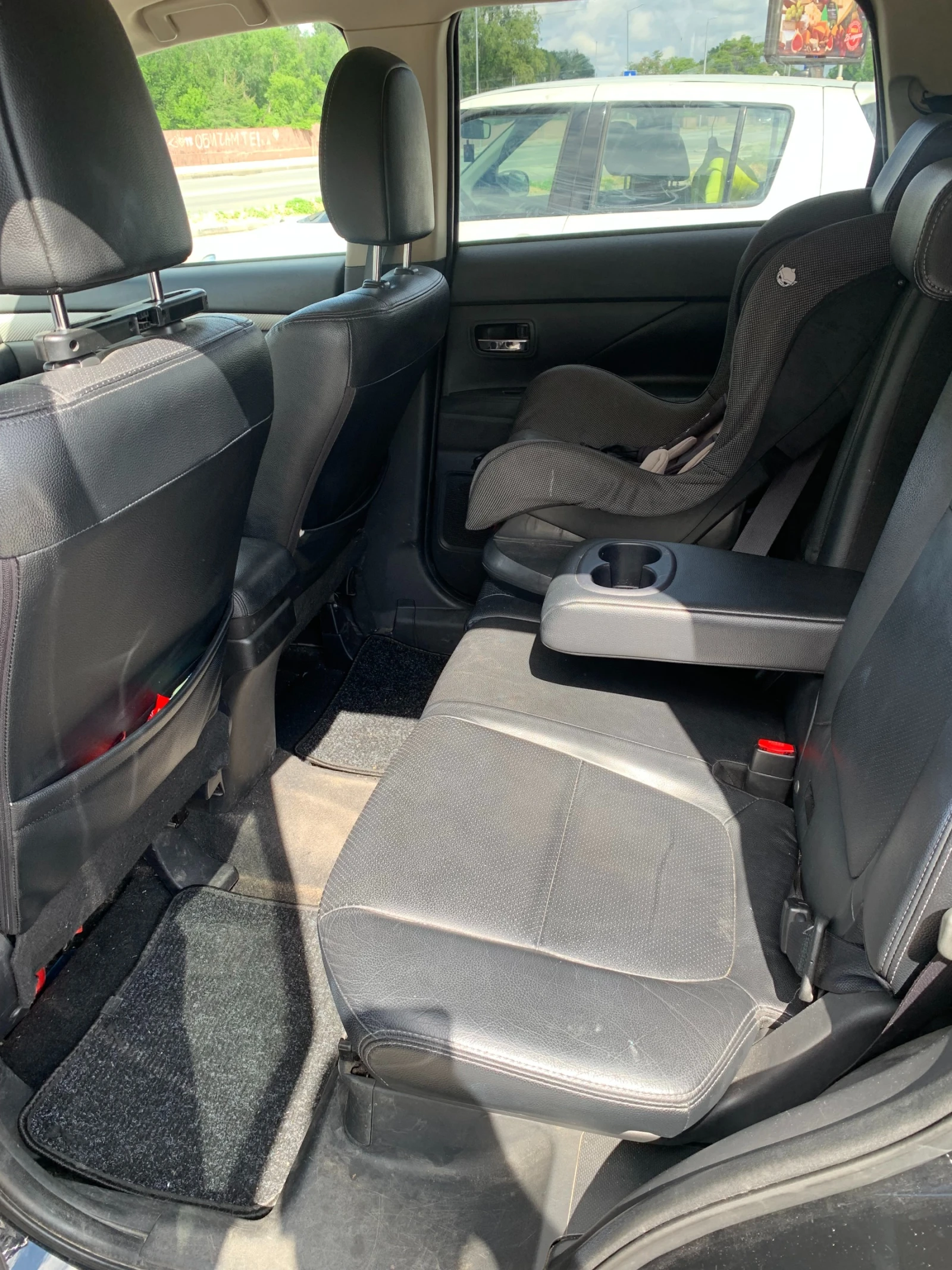 Mitsubishi Outlander 2.2 d - изображение 8