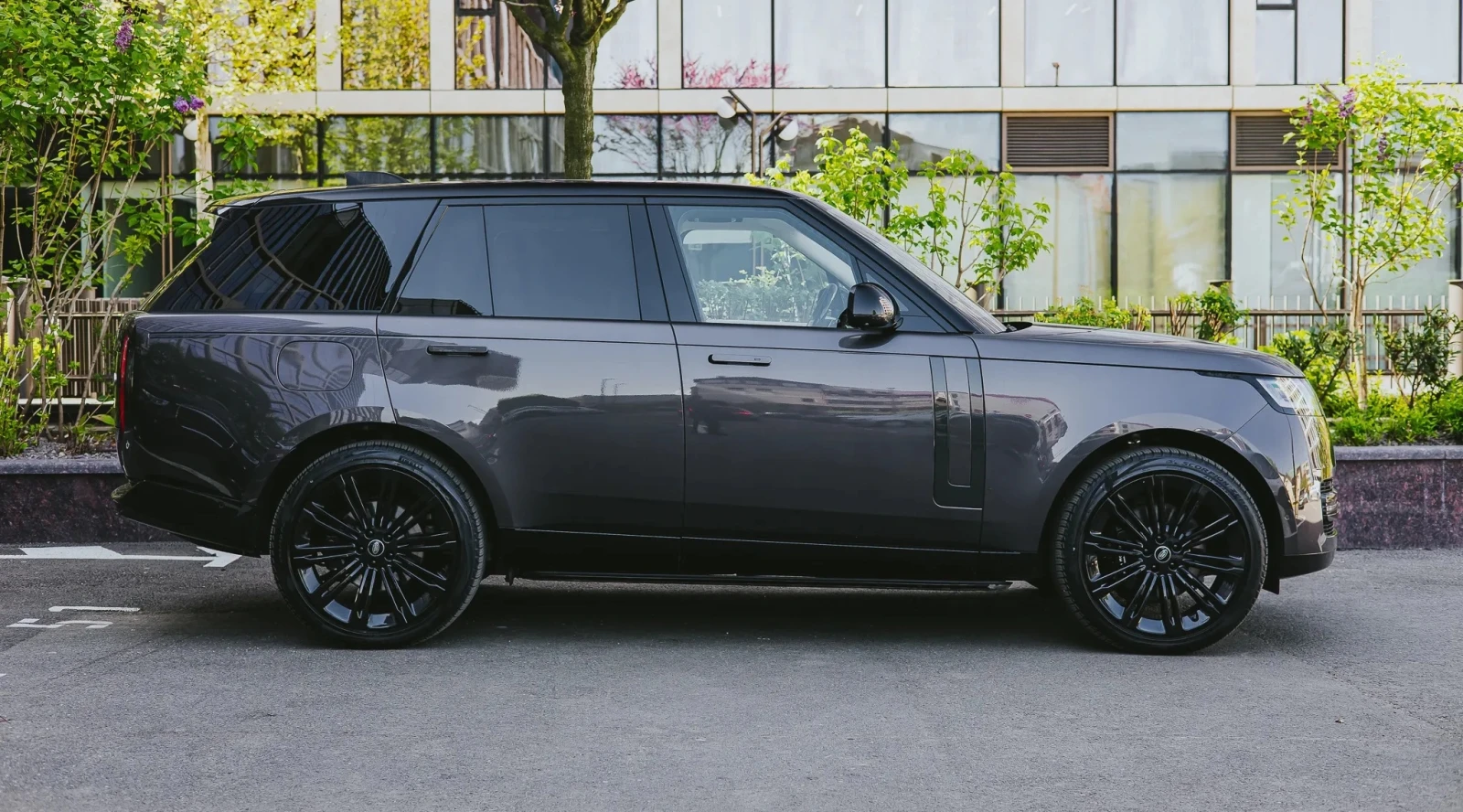 Land Rover Range rover 3.0d AWD - изображение 2