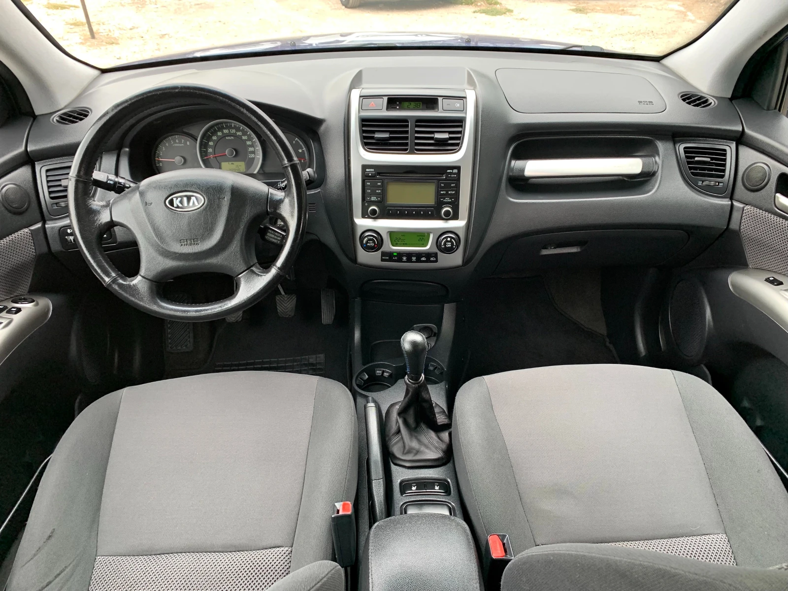 Kia Sportage 2.0i 4X4 ГАЗОВ ИНЖЕКЦИОН - изображение 9