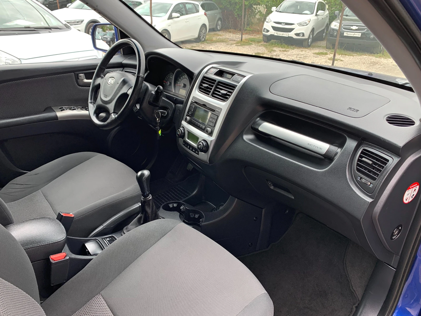Kia Sportage 2.0i 4X4 ГАЗОВ ИНЖЕКЦИОН - изображение 8