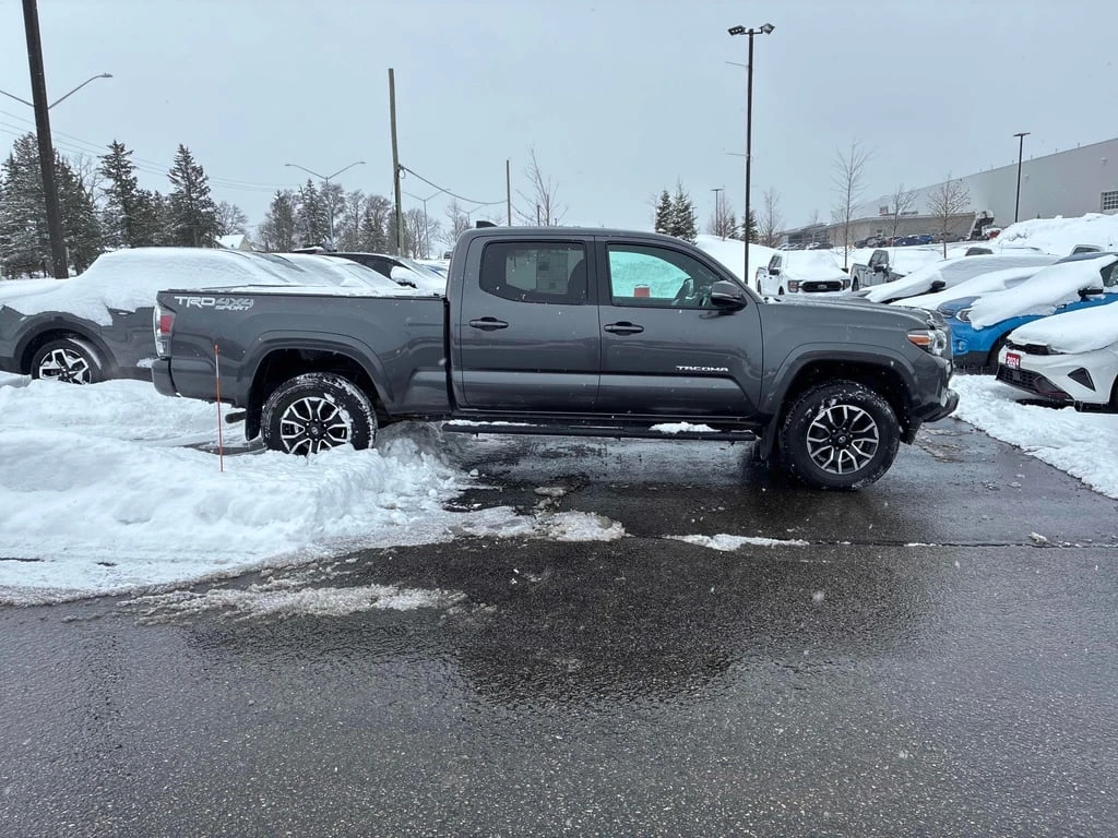 Toyota Tacoma * 4x4 Double Cab Auto * CARFAX * БЕЗ ПЪРВОНАЧАЛНА  - изображение 3