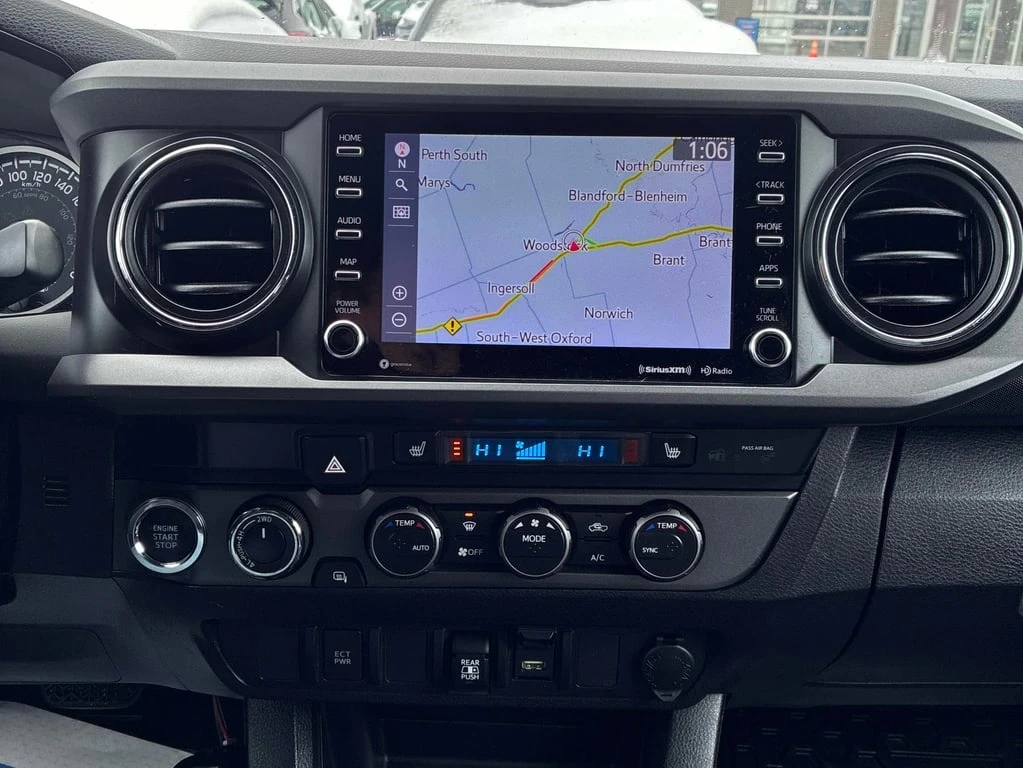 Toyota Tacoma * 4x4 Double Cab Auto * CARFAX * БЕЗ ПЪРВОНАЧАЛНА  - изображение 9