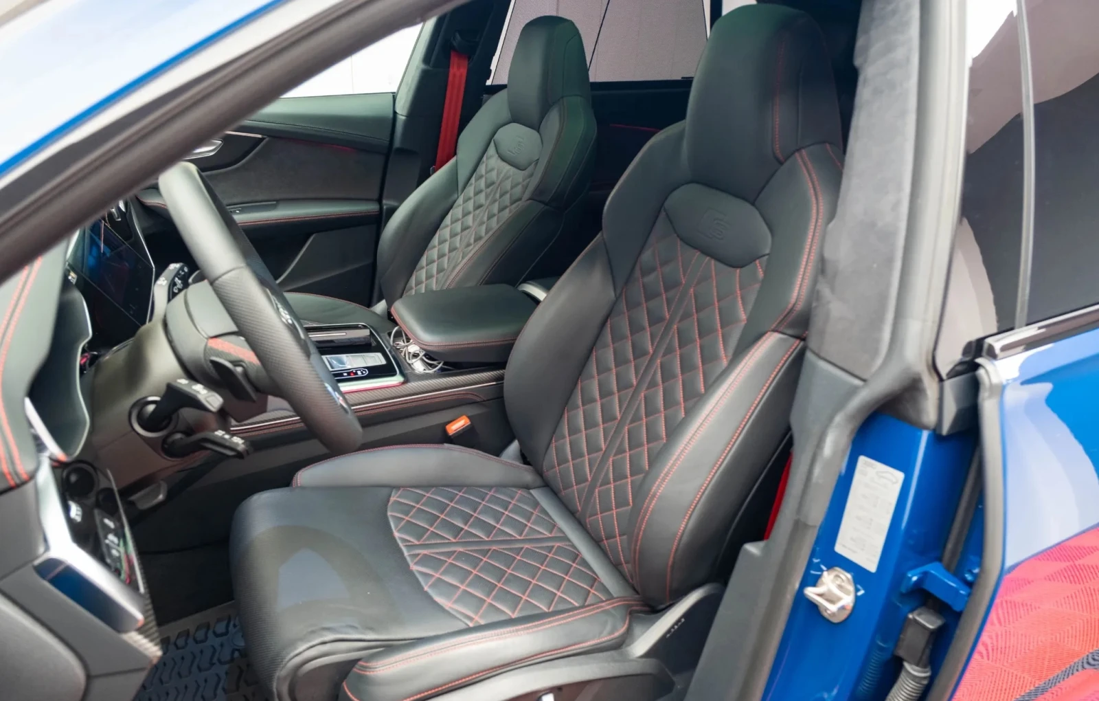 Audi SQ8 4.0TFSI Quattro - изображение 9