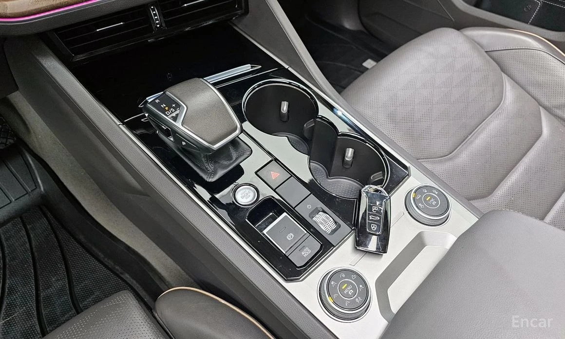 VW Touareg  - изображение 9