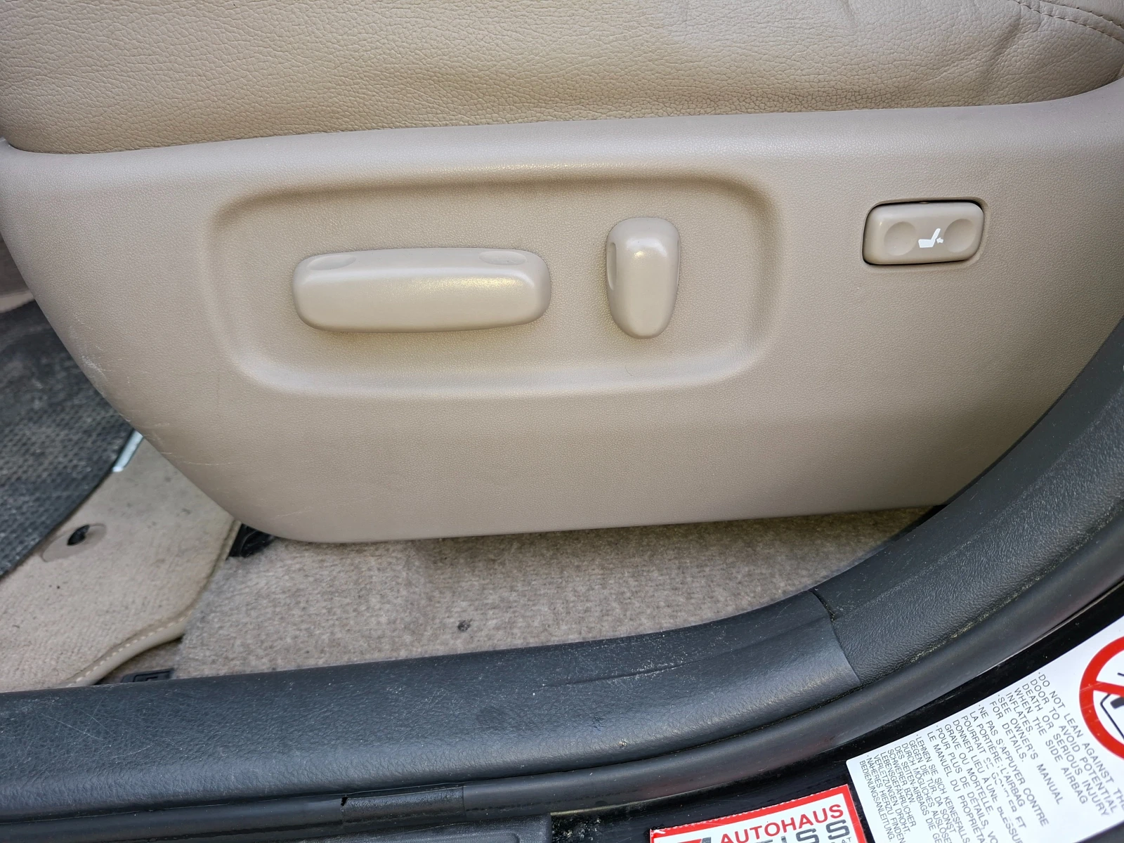 Toyota Rav4 2.2-DCAT 177кс., снимка 11 - Автомобили и джипове - 53725532