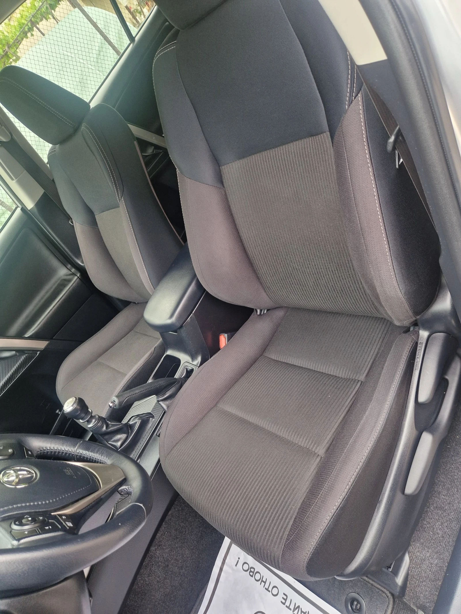 Toyota Rav4 2.0.D4D, снимка 10 - Автомобили и джипове - 54588085
