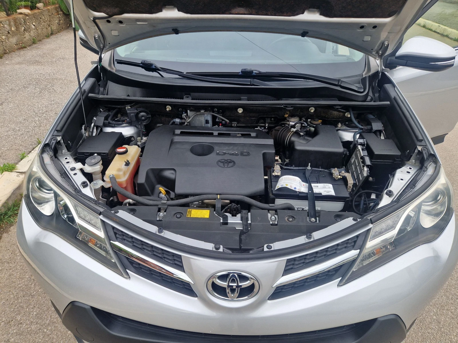 Toyota Rav4 2.0.D4D, снимка 16 - Автомобили и джипове - 54588085
