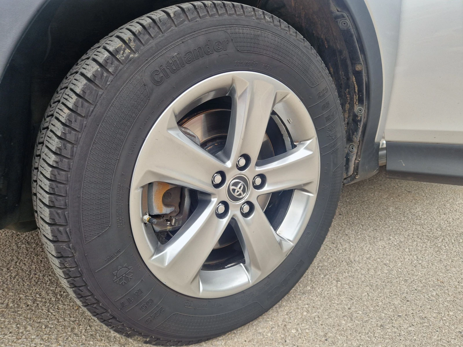 Toyota Rav4 2.0.D4D, снимка 17 - Автомобили и джипове - 54588085