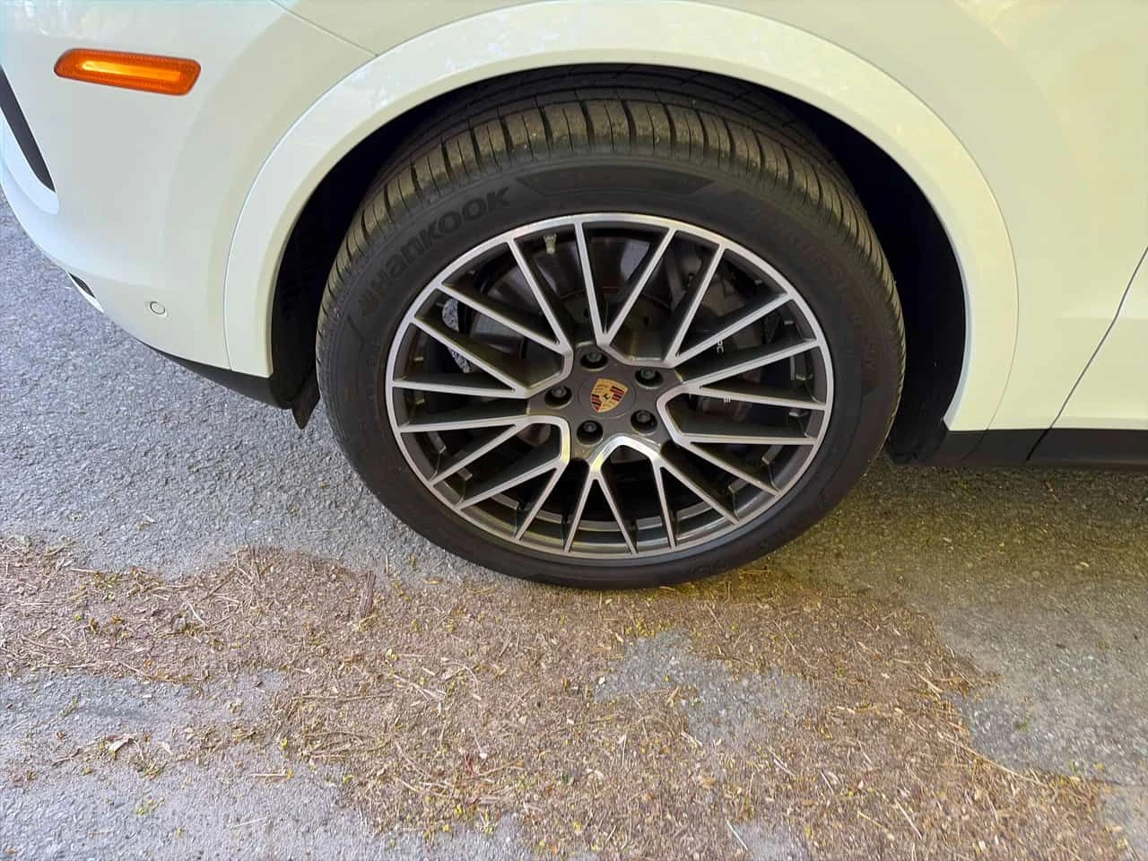Porsche Cayenne  Coupe AWD | 3.0L | DISTRONIC | 360 | ОБДУХВАНЕ , снимка 6 - Автомобили и джипове - 54642200