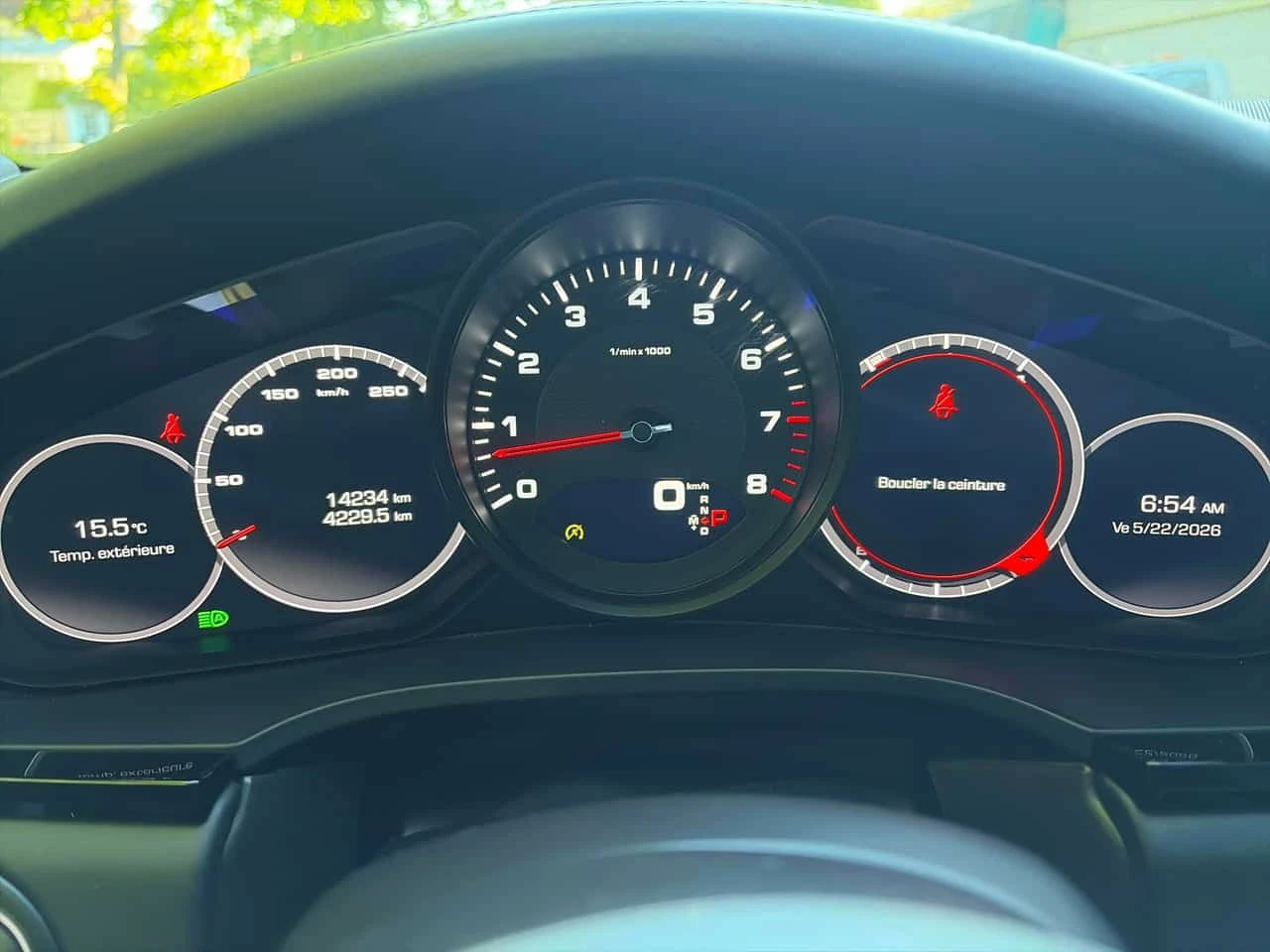 Porsche Cayenne  Coupe AWD | 3.0L | DISTRONIC | 360 | ОБДУХВАНЕ , снимка 8 - Автомобили и джипове - 54642200