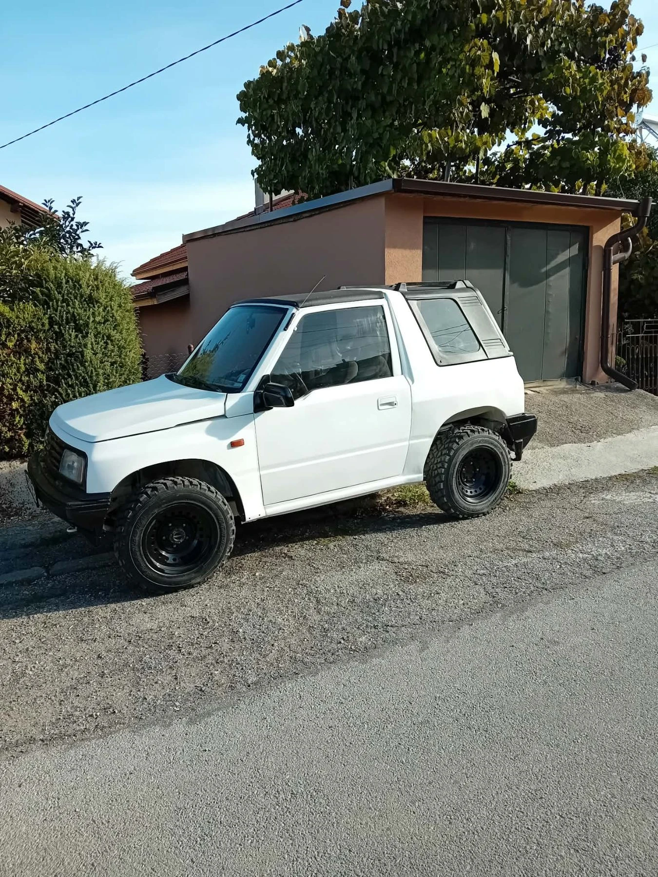 Suzuki Vitara 1.6, снимка 2 - Автомобили и джипове - 56632630