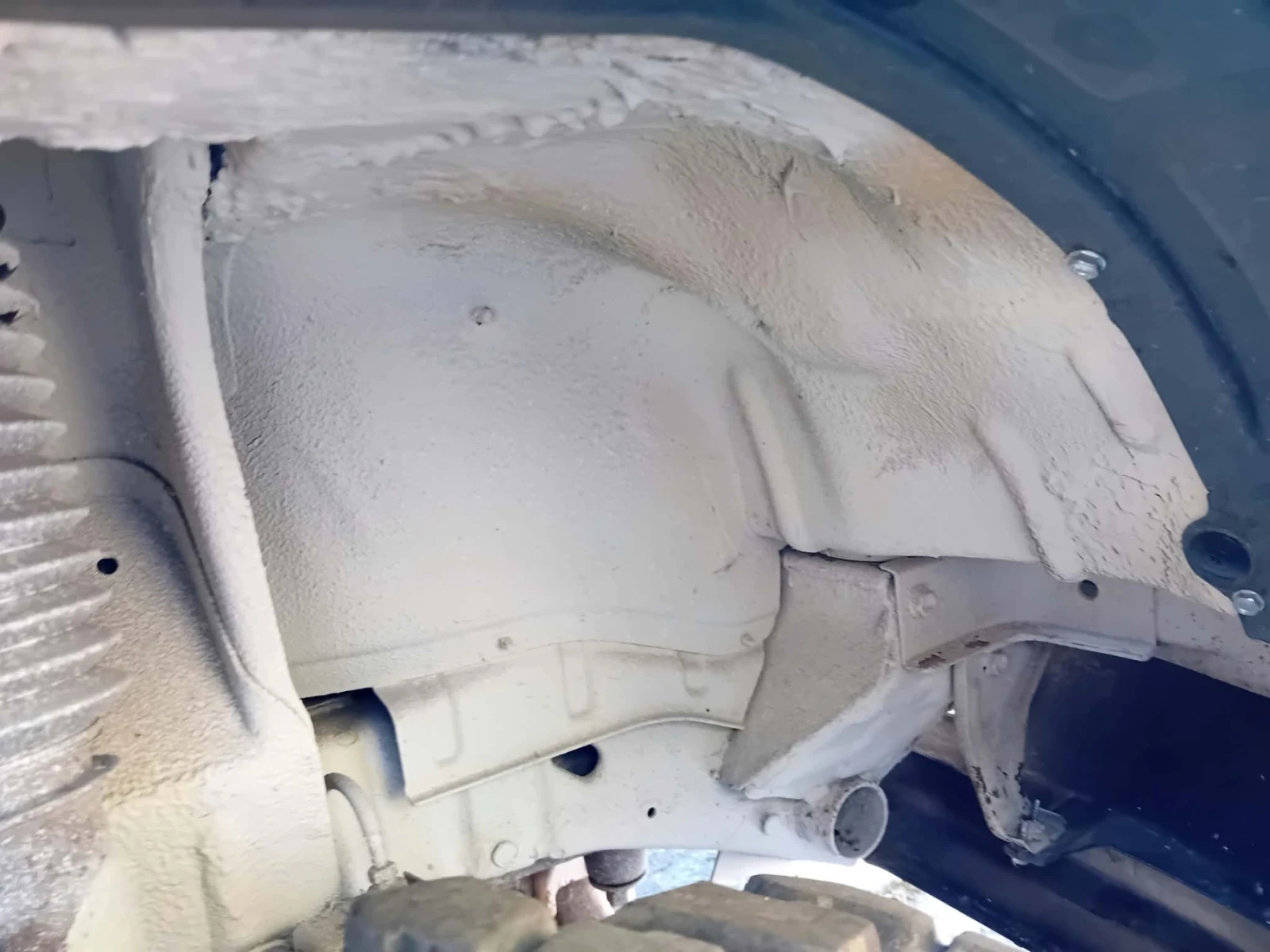Suzuki Vitara 1.6, снимка 13 - Автомобили и джипове - 56632630
