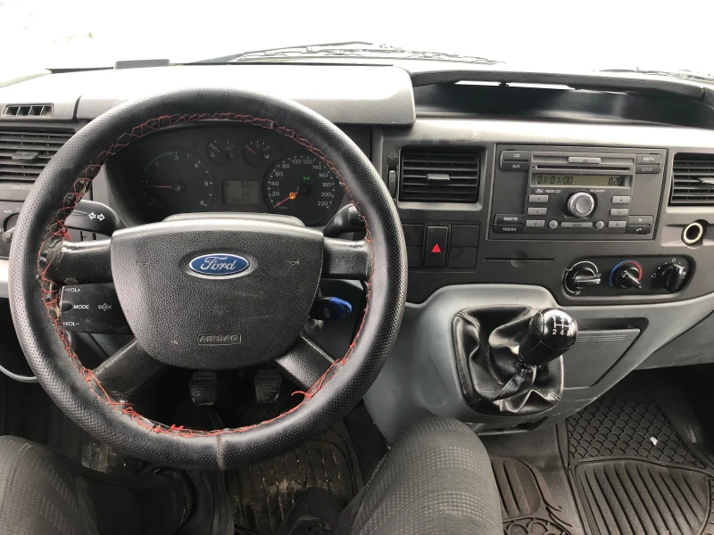 Ford Transit 2.2d евро 4 РЕГИСТРИРАН ОБСЛУЖЕН В ТОП СЪСТОЯНИЕ , снимка 12 - Бусове и автобуси - 53160967