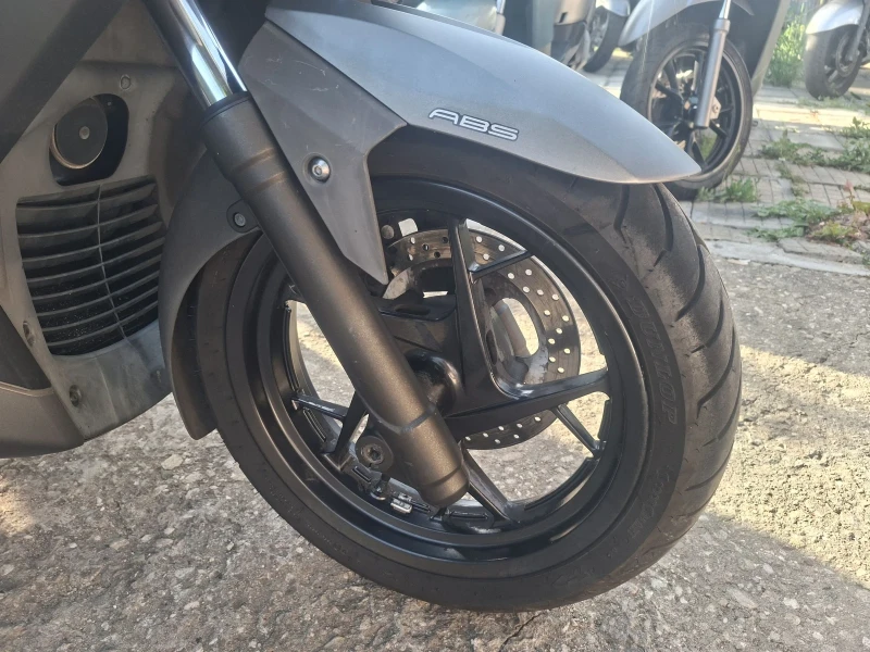 Yamaha X-max 250ie  ABS nu feist Оферта , снимка 14 - Мотоциклети и мототехника - 51145731
