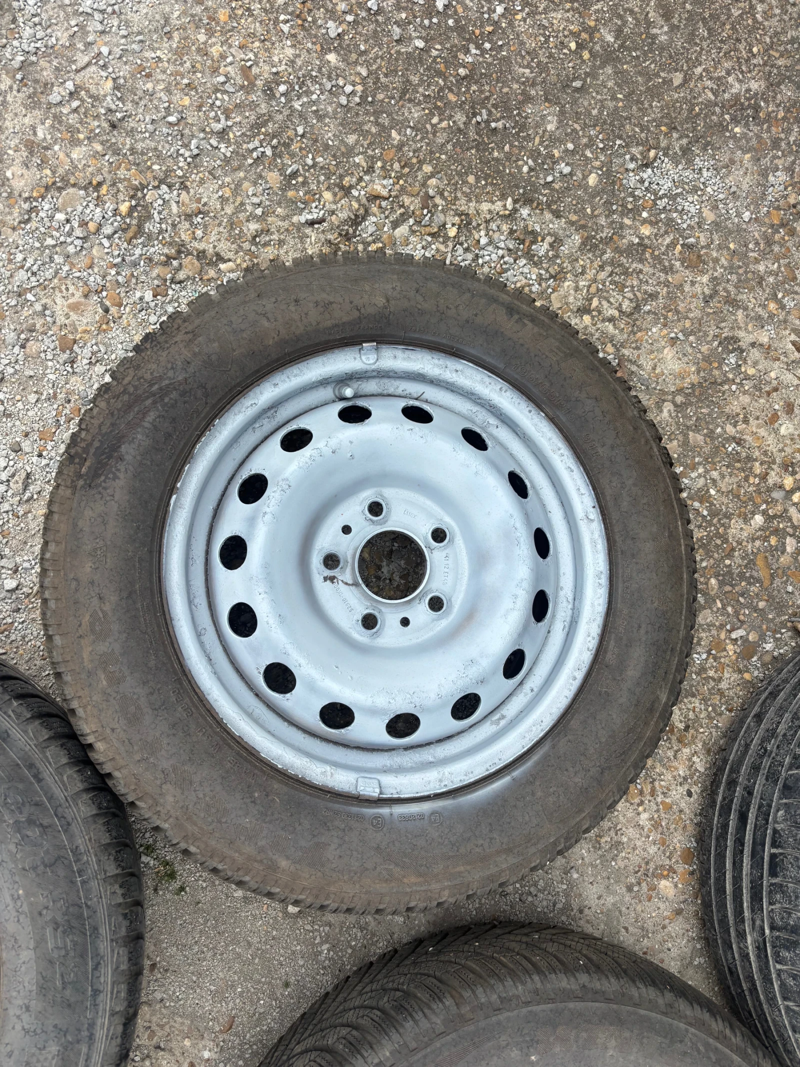 ���� � ������ 195/65R15 �� Kia Ceed | Mobile.bg � ����������� 4