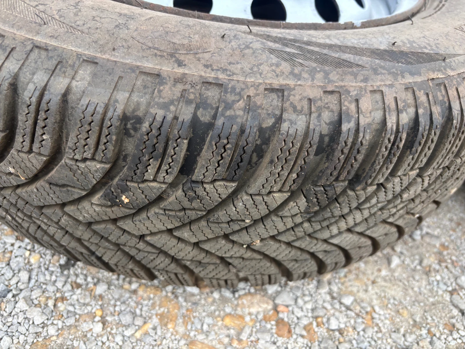 ���� � ������ 195/65R15 �� Kia Ceed | Mobile.bg � ����������� 9