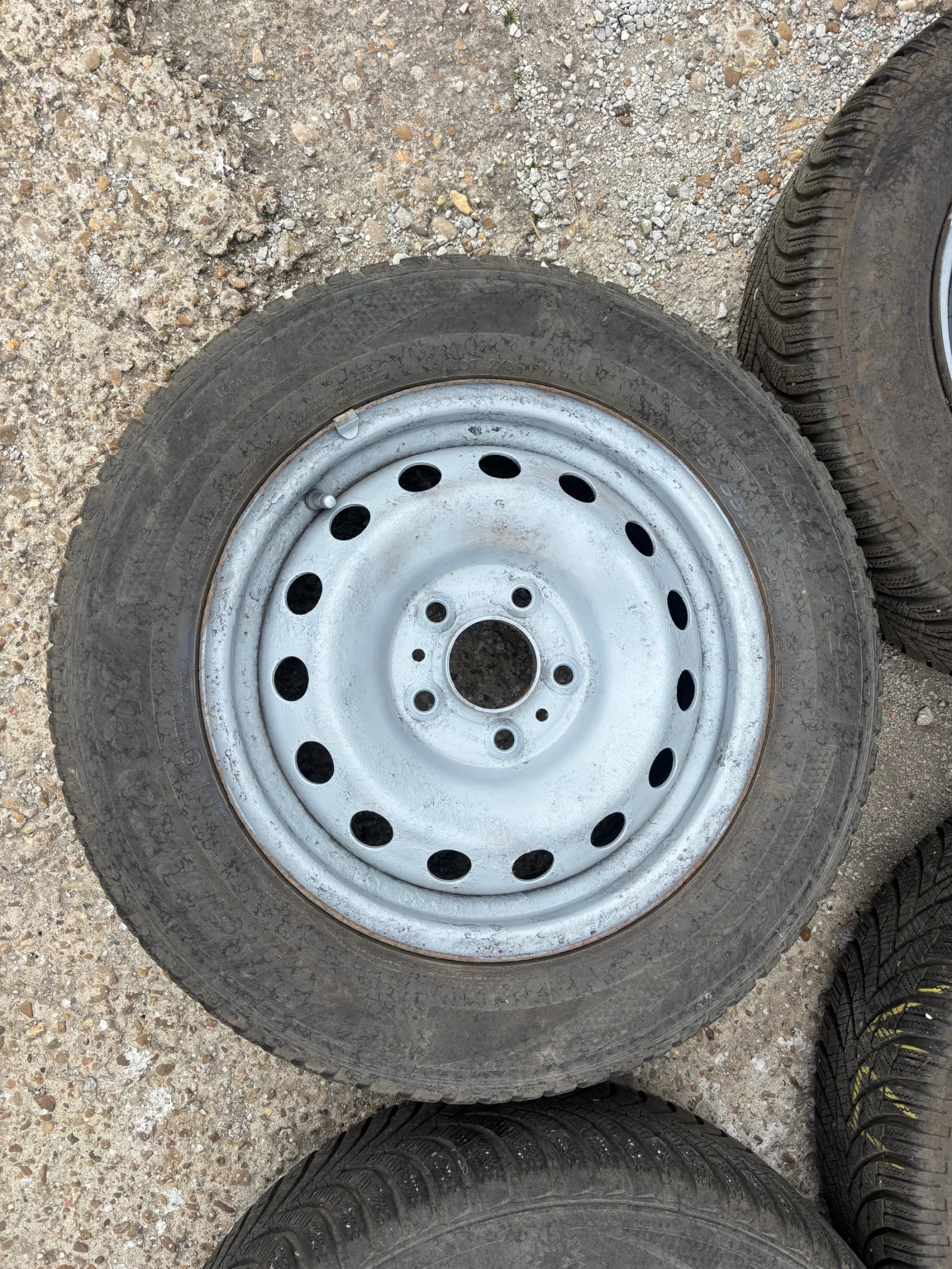���� � ������ 195/65R15 �� Kia Ceed | Mobile.bg � ����������� 3