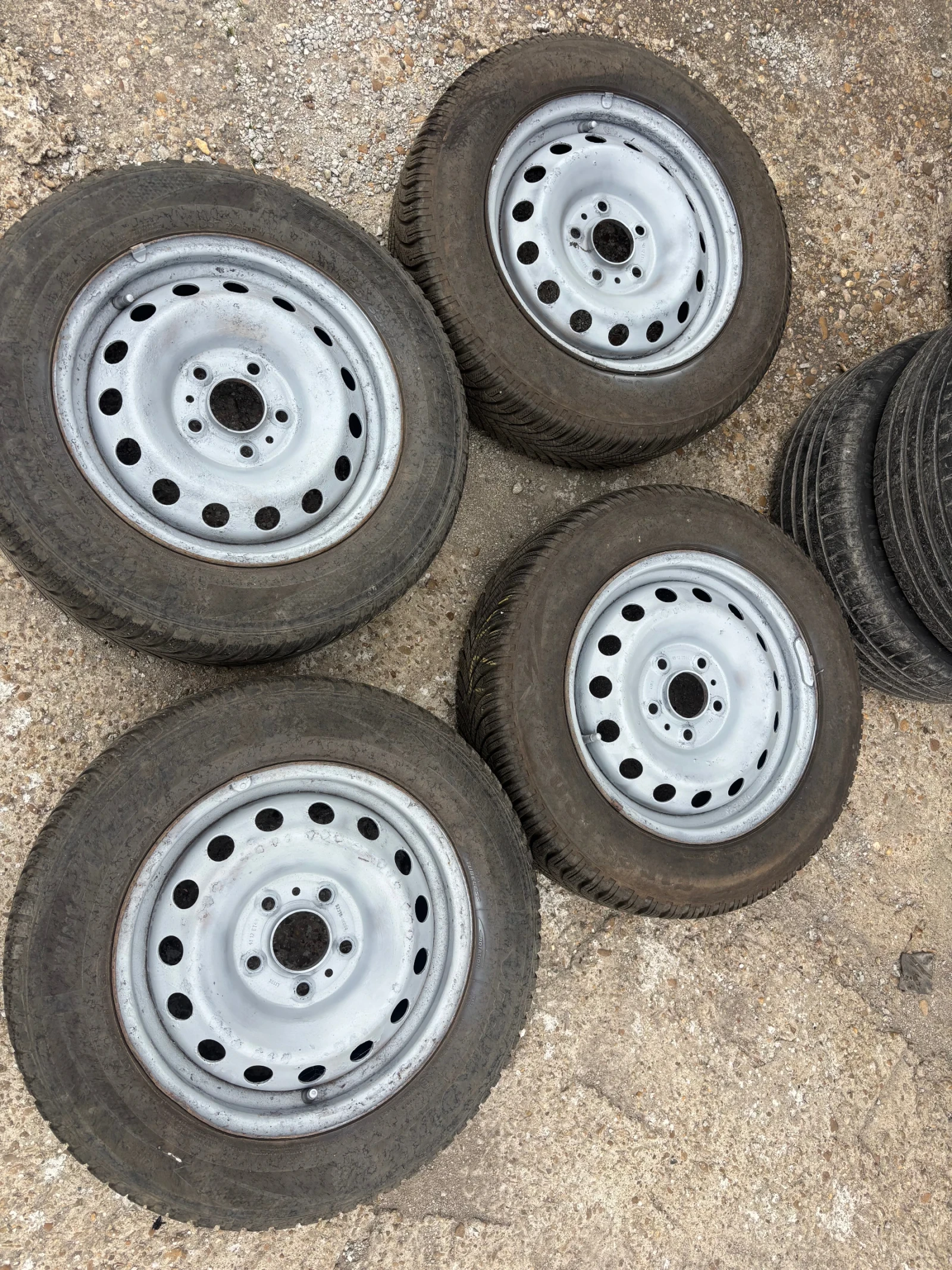 Гуми с джанти Firestone 195/65R15