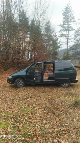 Chrysler Voyager 2.4 Газ Бензин Ръчка, снимка 4