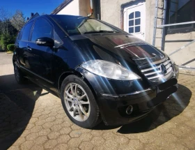 Mercedes-Benz 180, снимка 1