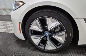 BMW i4 EDRIVE40* HUD* 50k km* БЕЗ ЩЕТИ* 1 собственик, снимка 15