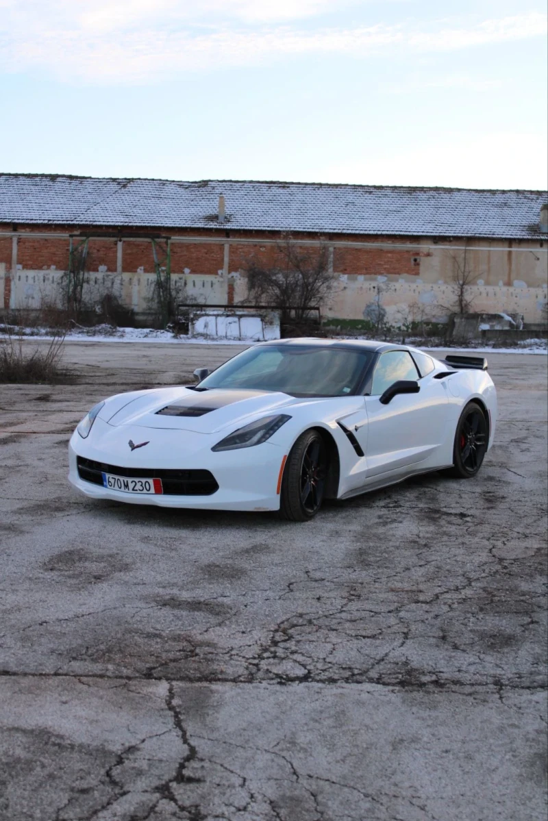 Chevrolet Corvette, снимка 4 - Автомобили и джипове - 47996407