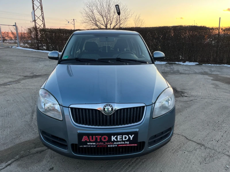 Skoda Fabia 1.2i, снимка 1 - Автомобили и джипове - 49225664