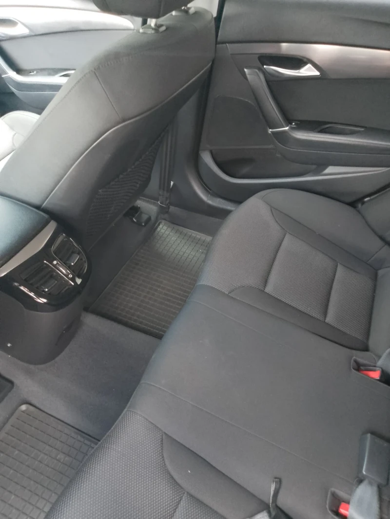 Hyundai I40, снимка 12 - Автомобили и джипове - 51235415