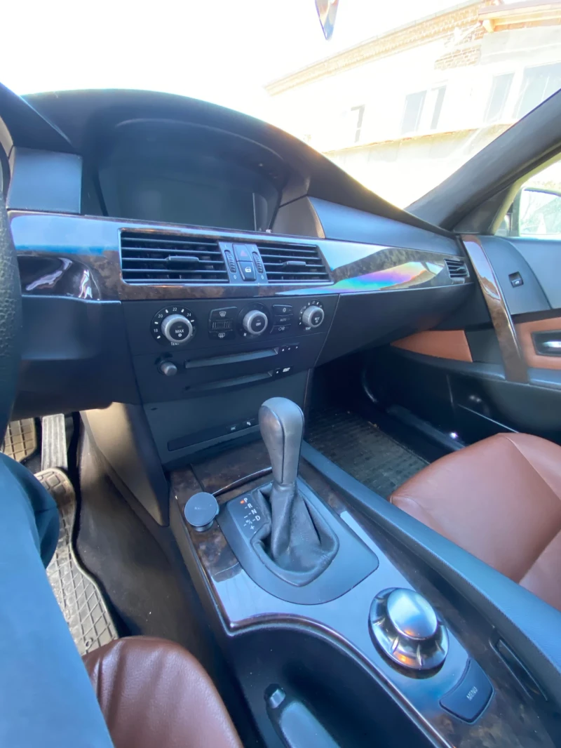 BMW 530, снимка 10 - Автомобили и джипове - 51390301