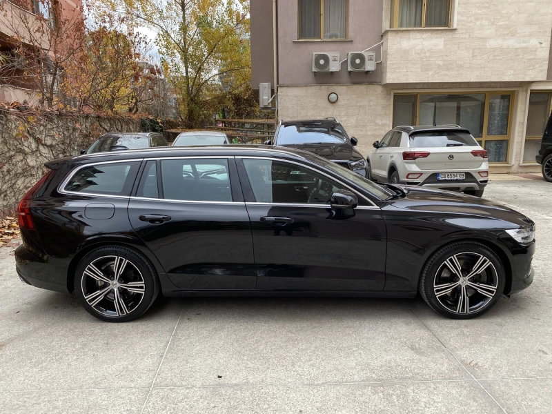 Volvo V60 2.0 B5 /250кс./Inscription /Distronic / Automatic, снимка 4 - Автомобили и джипове - 52324515