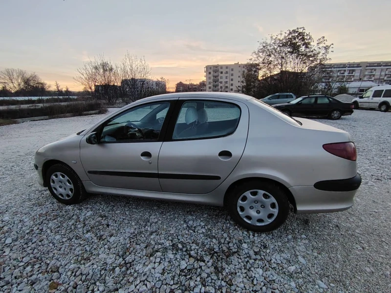 Peugeot 206, снимка 2 - Автомобили и джипове - 52662194