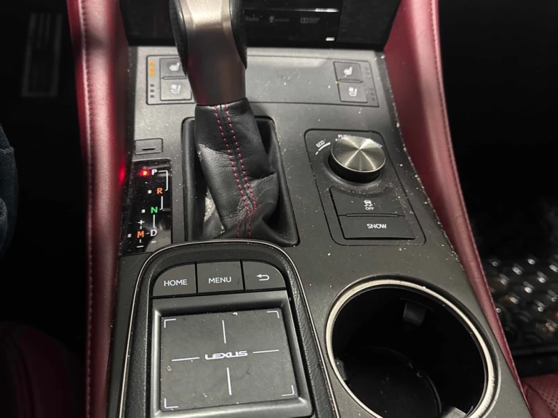 Lexus RC 350 2dr Cpe AWD  CARFAX, снимка 10 - Автомобили и джипове - 53043455