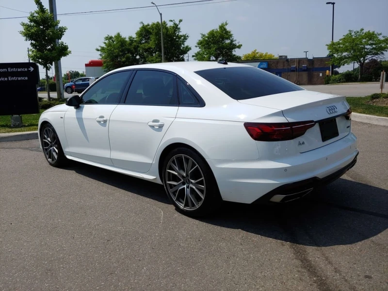 Audi A4 * quattro Premium Plus * CARFAX * ЦЕНА ДО БГ, снимка 5 - Автомобили и джипове - 53405090