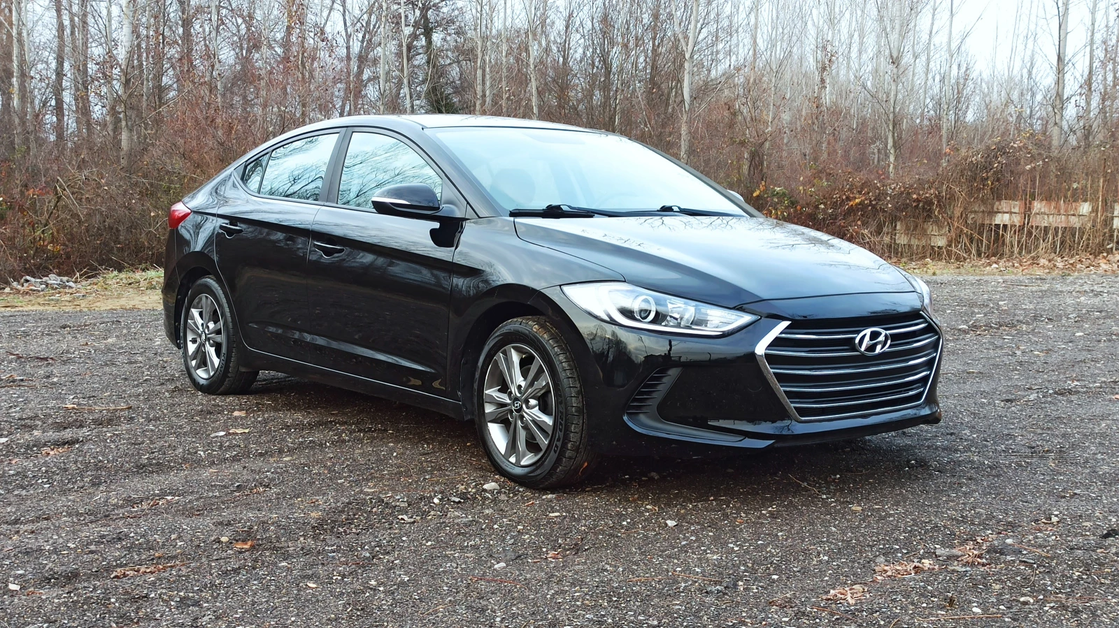 Hyundai Elantra 2.0i-automatic - изображение 3