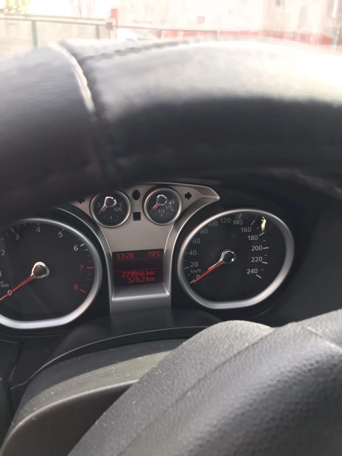 Ford Focus  2, 0 Titanium Газ - изображение 8