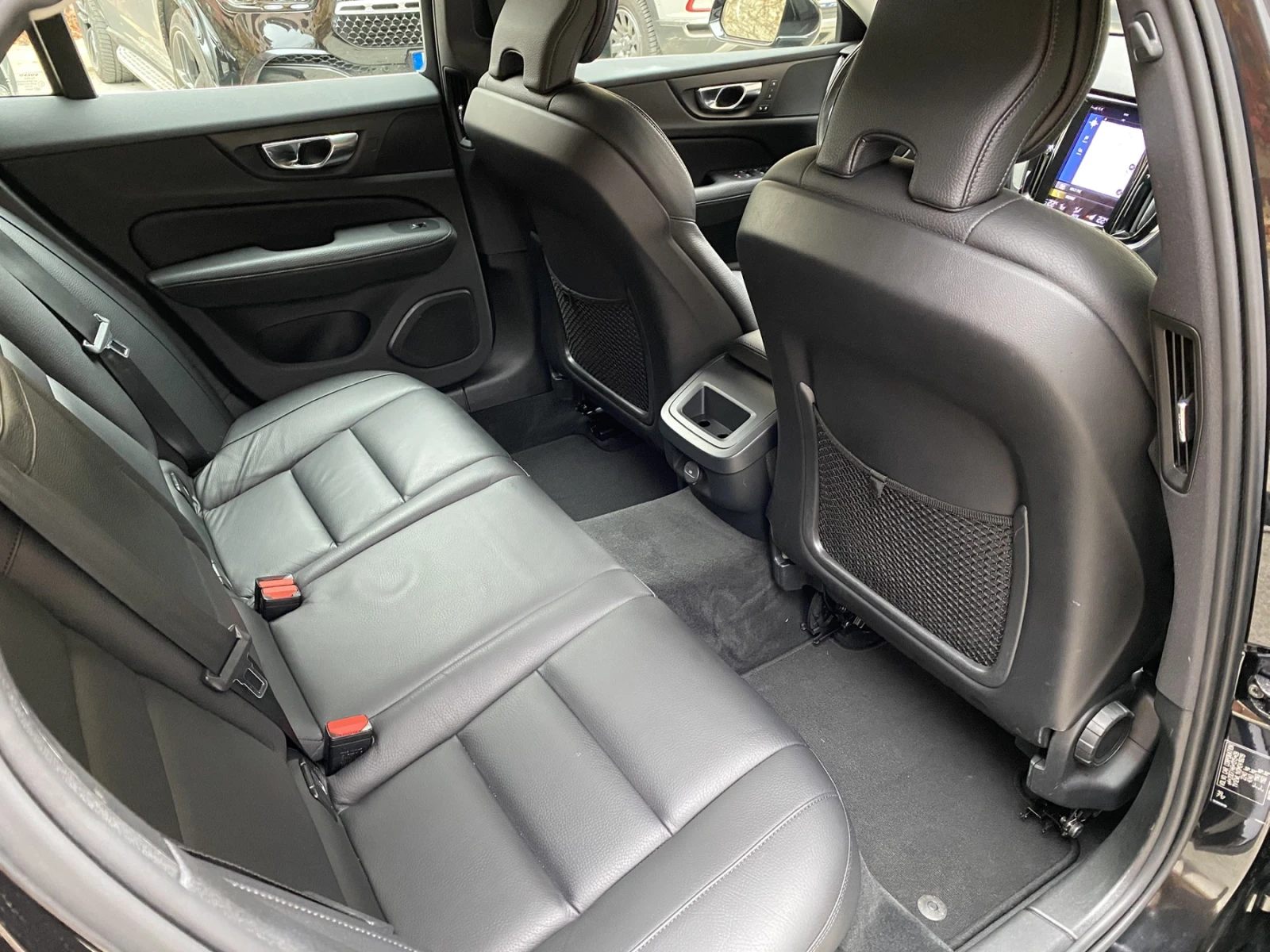 Volvo V60 2.0 B5 /250./Inscription /Distronic / Automatic | Mobile.bg   13