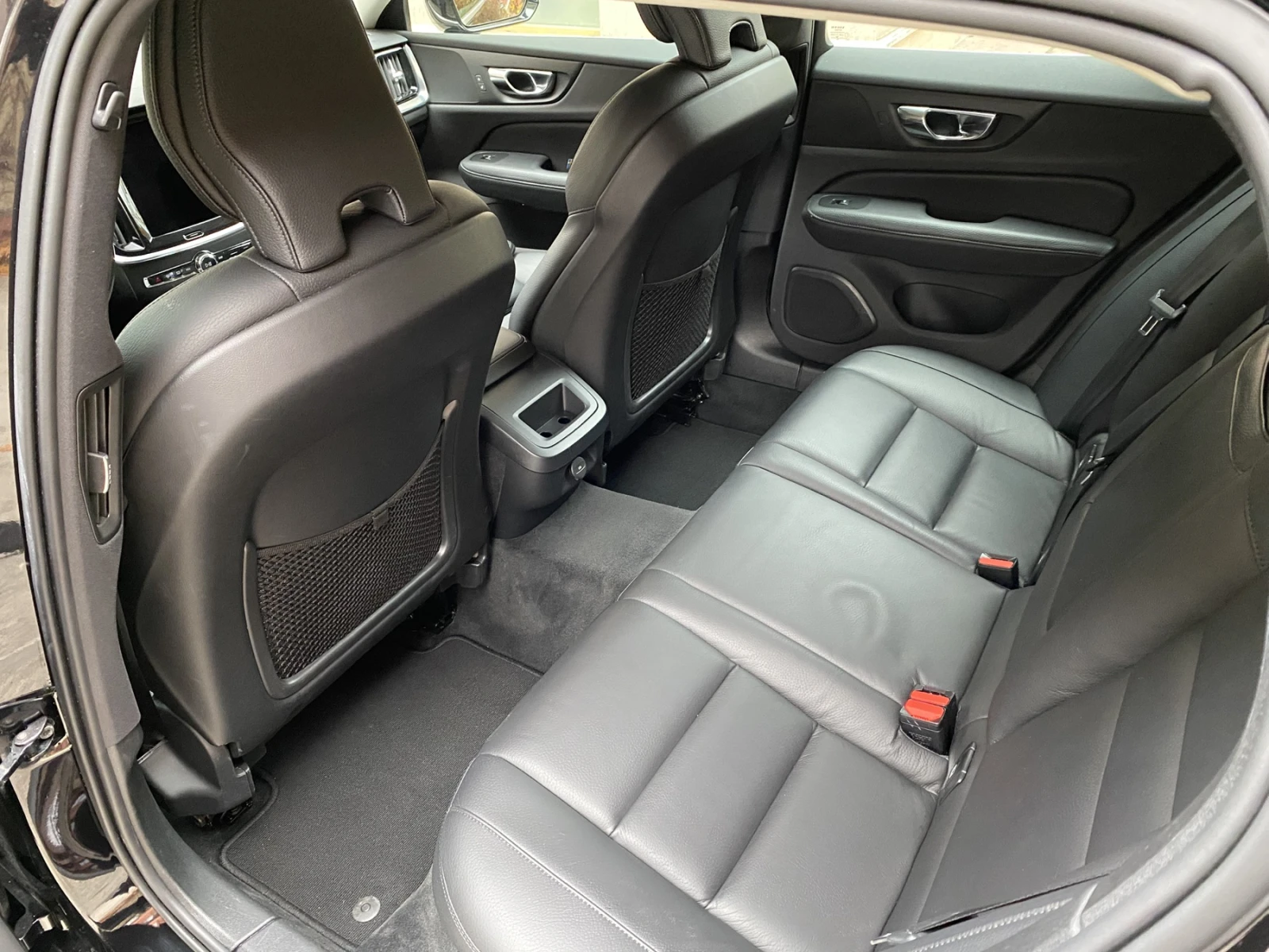 Volvo V60 2.0 B5 /250./Inscription /Distronic / Automatic | Mobile.bg   12