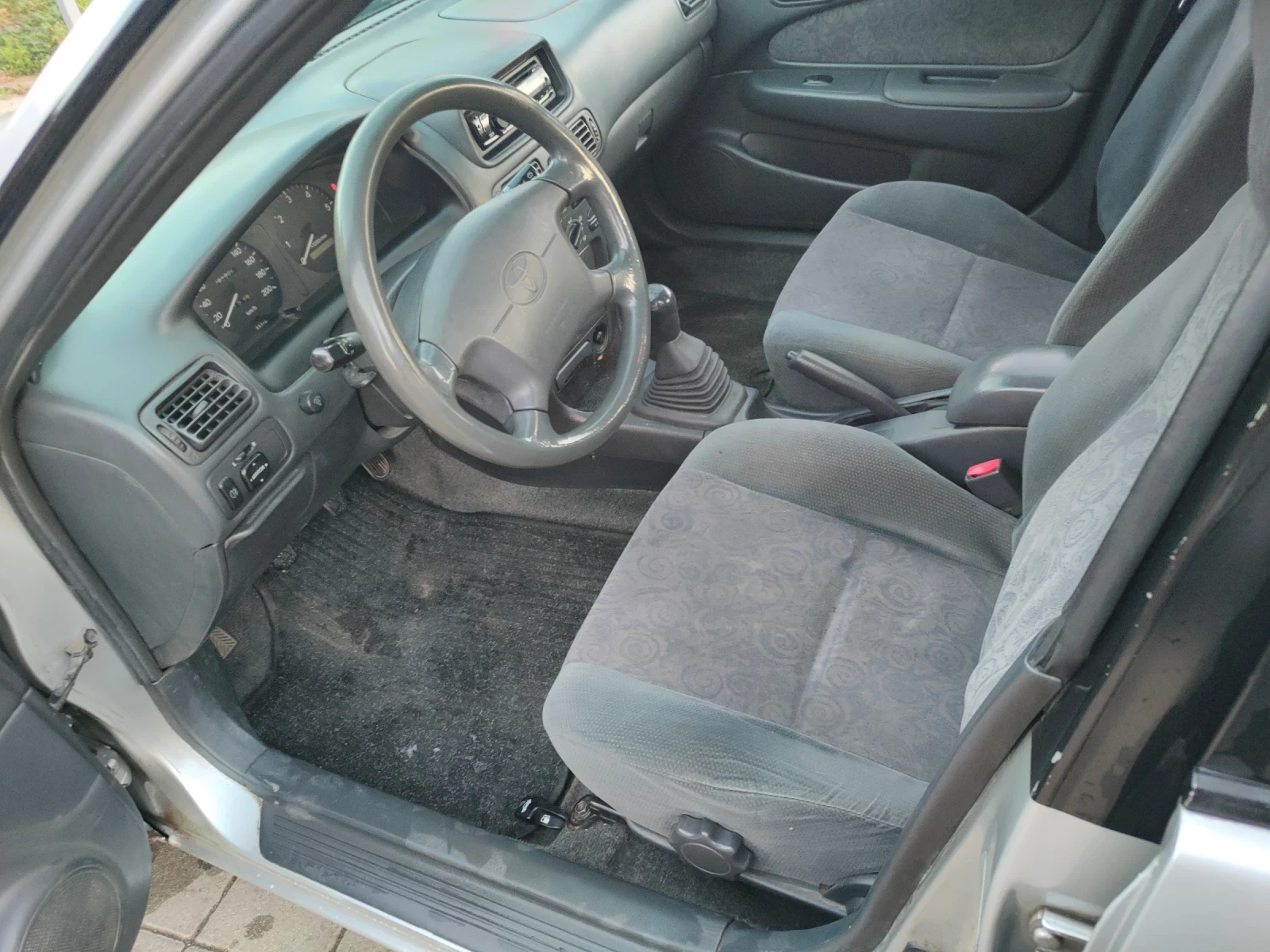 Toyota Corolla | Mobile.bg � ����������� 11