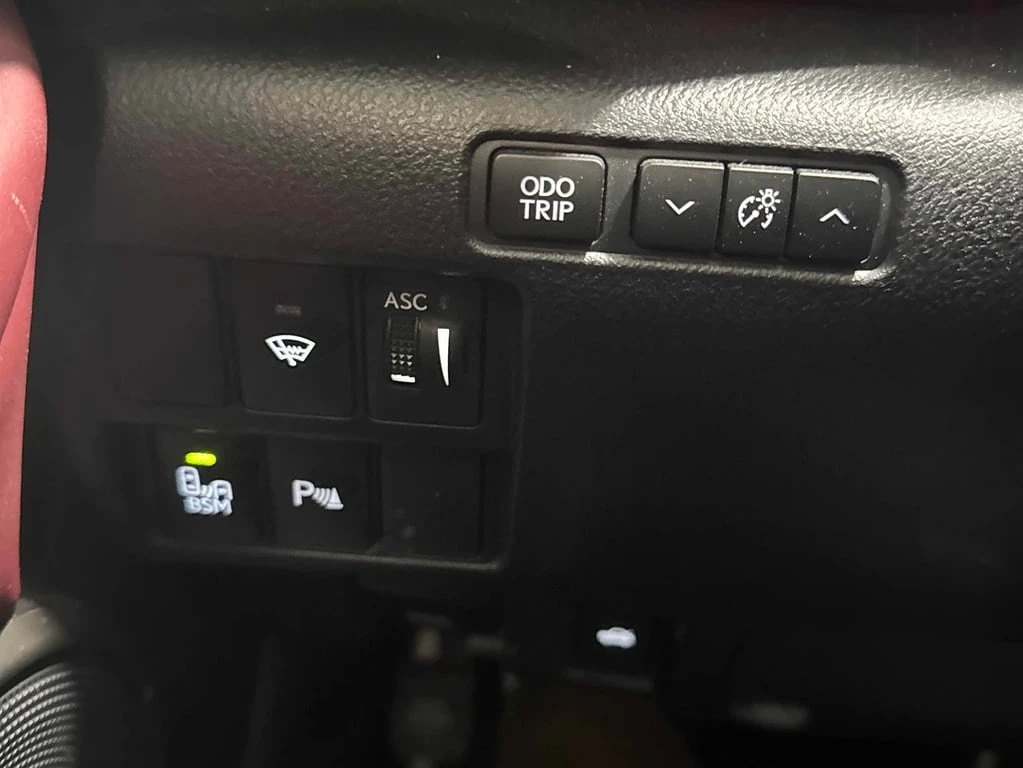 Lexus RC 350 2dr Cpe AWD  CARFAX | Mobile.bg � ����������� 15