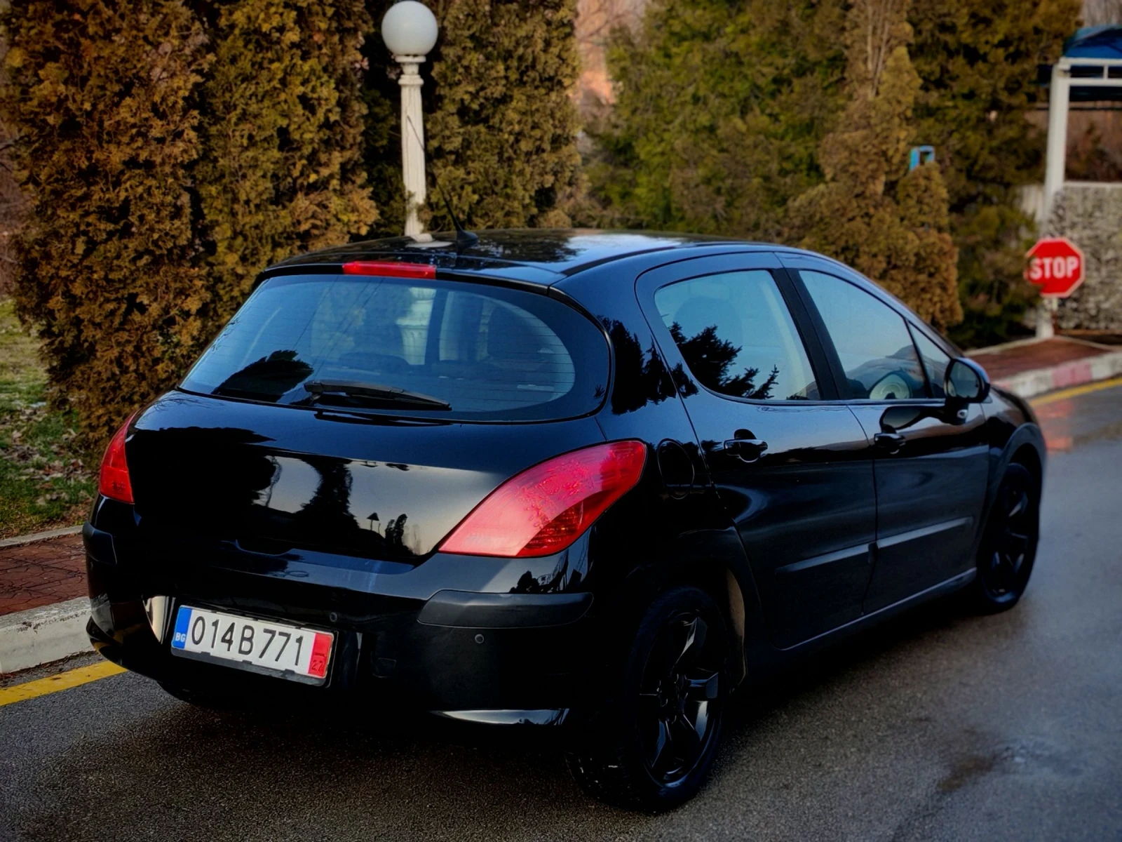Peugeot 308 1.6HDI(109)* FACELIFT* BLACK-EDITION* НОВ ВНОС*  - изображение 6
