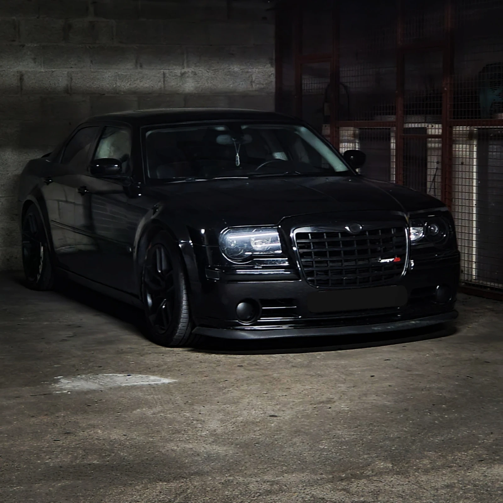 Chrysler 300c SRT8 - изображение 4